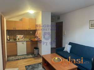 Jednoiposoban stan na najpoželjnijoj lokaciji-Bulevar Oslobođenja